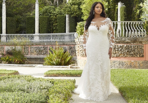 Plus size mermaid wedding dresses: all you need to know